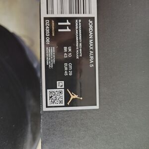 Jordan Max Aura 5 Black with Gold Accents